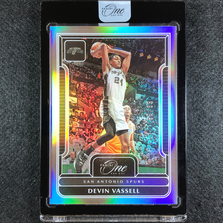 2022-23 One And One Devin Vassell Base Silver 63/99