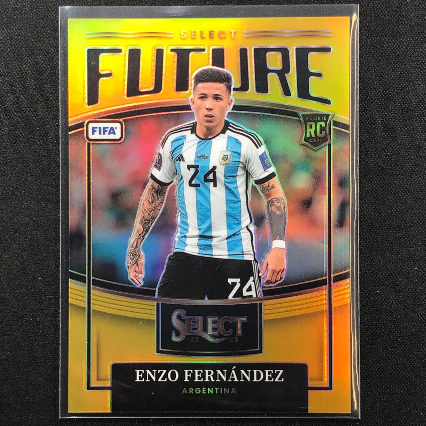 2022-23 Select Fifa Enzo Fernandez Select Future Rookie Gold Prizm 9/10