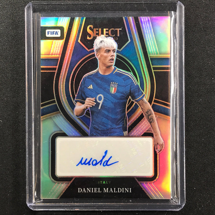 2022-23 Select Fifa Daniel Maldini Select Signatures Auto Silver Prizm No Dmi