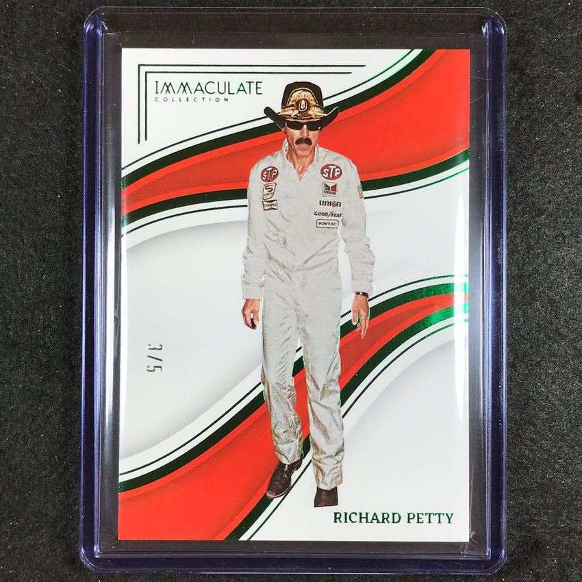 2023 Chronicles Racing Richard Petty Immaculate Green 3/5