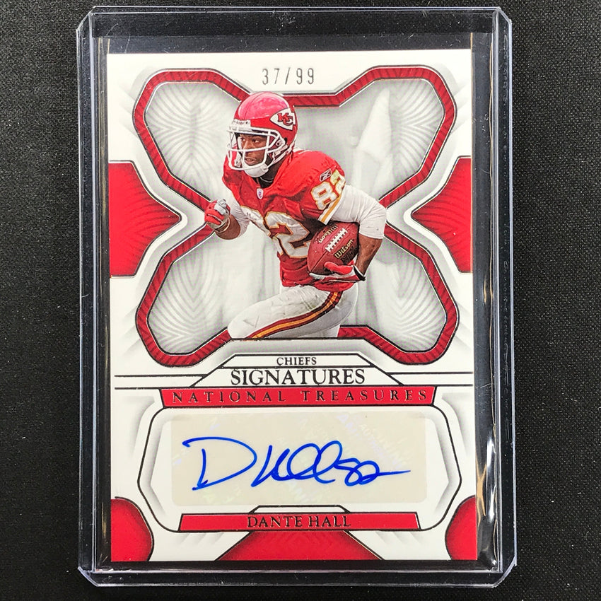 2022 National Treasures Dante Hall Signatures Auto Silver 37/99