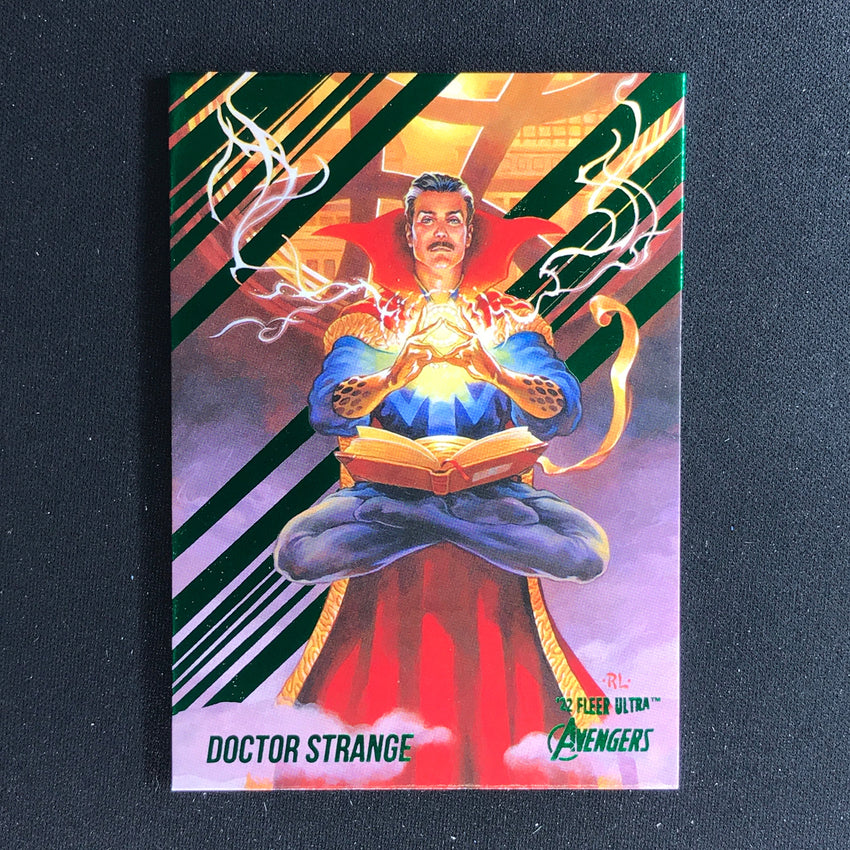 2022 Fleer Ultra Avengers DOCTOR STRANGE Base Green Foil #54