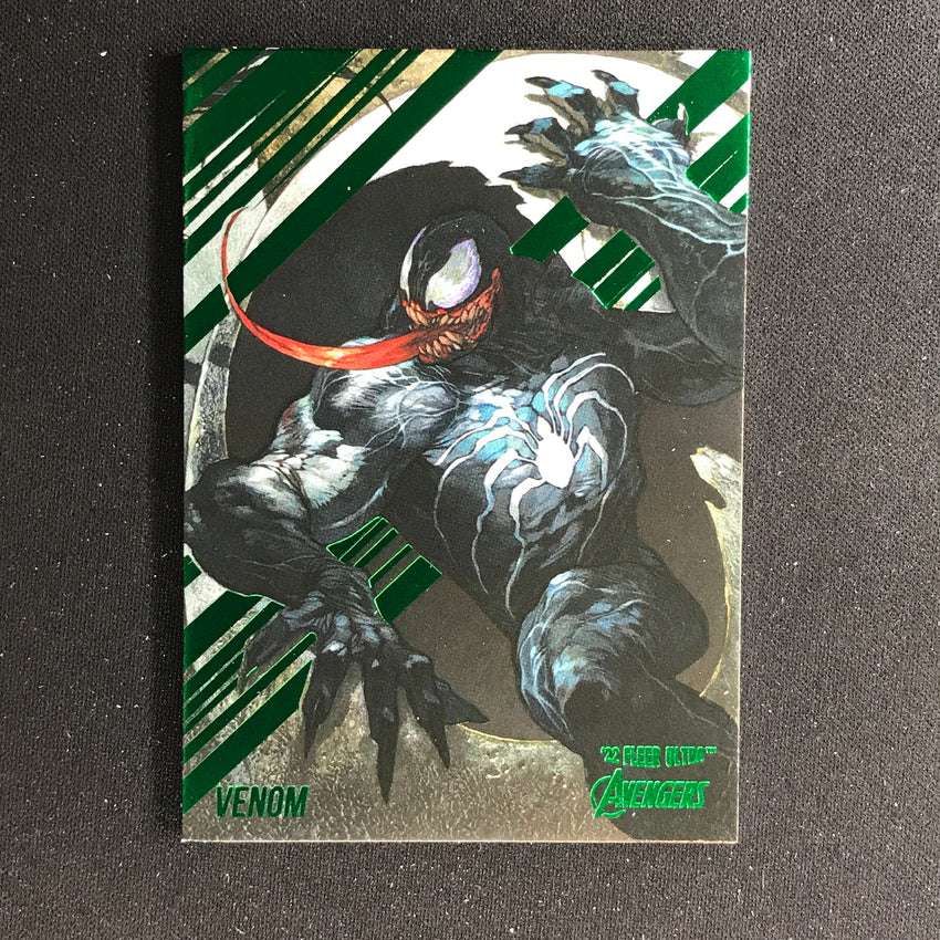 2022 Fleer Ultra Avengers Venom Base Green Foil No 82