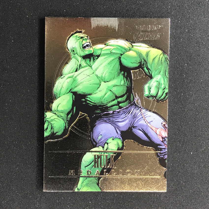 2022 Fleer Ultra Avengers Hulk Medallions Base No 19