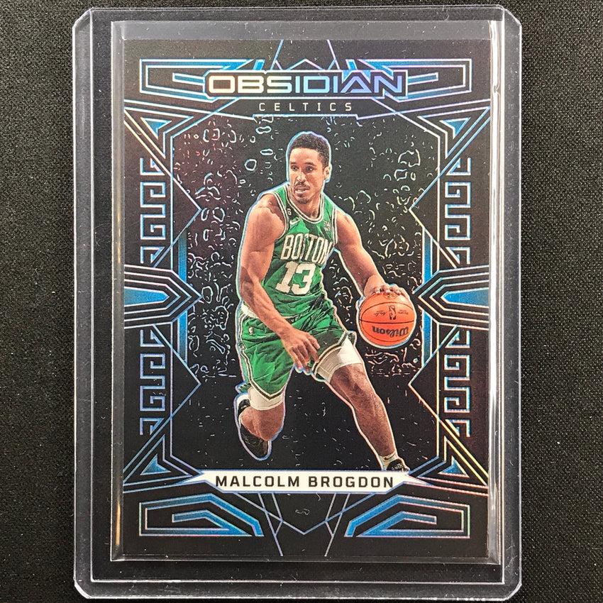 2022-23 Obsidian Malcolm Brogdon Electric Etch Blue 4/30 No 104