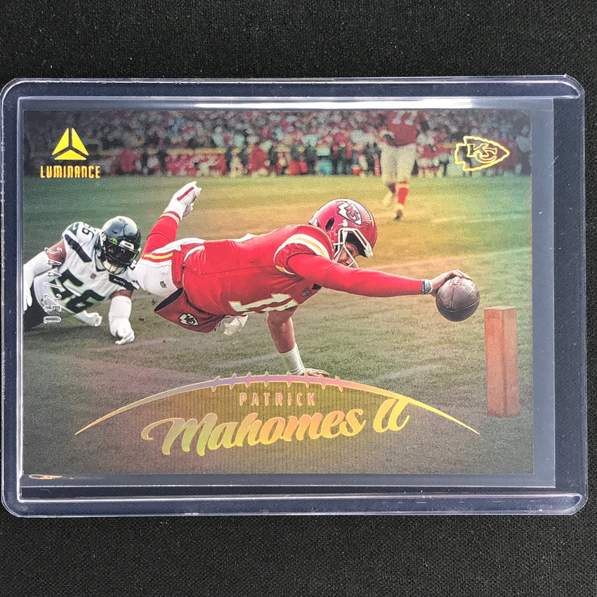 2023 Luminance Nfl Patrick Mahomes Ii Horizontal Gold /250 No 90