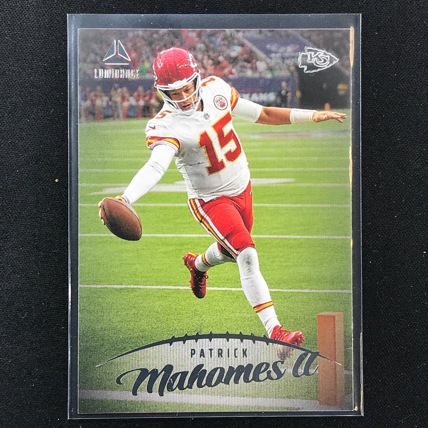 2023 Luminance Nfl Patrick Mahomes Ii Base Vertical No 43
