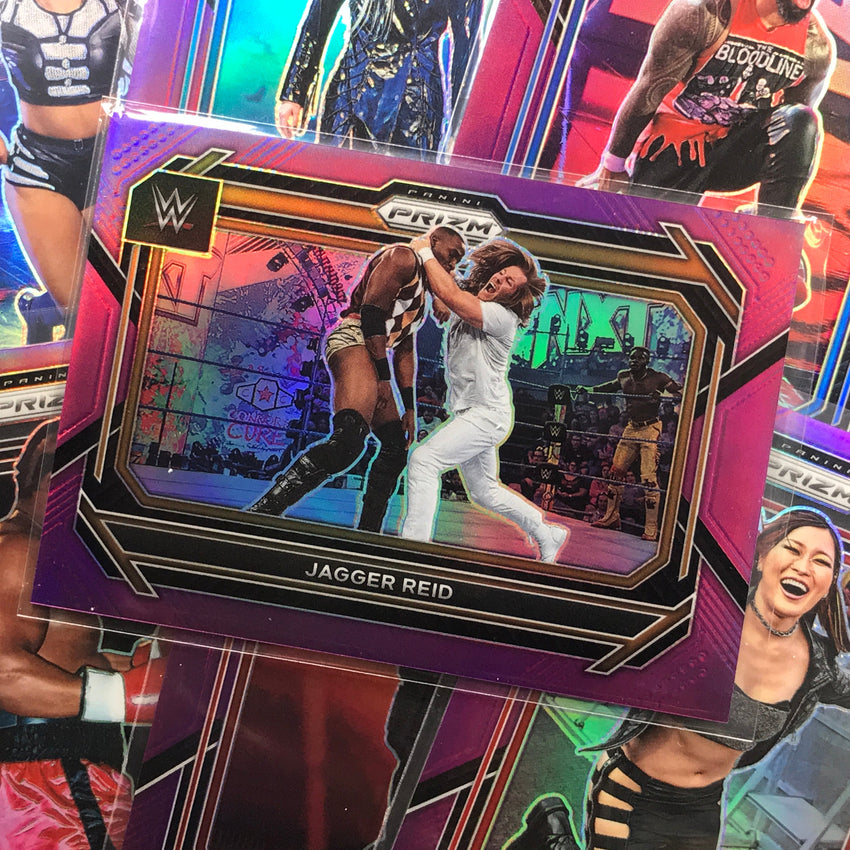 2023 Prizm Wwe Mvp Vertical Purple /149 No 150