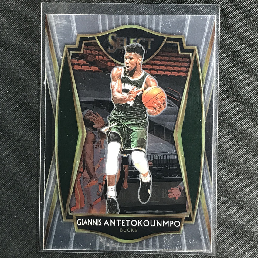 2020-21 Select Giannis Antetokounmpo Premier Level Base No 117