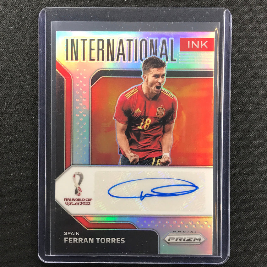 2022 Prizm FIFA World Cup Qatar FERRAN TORRES International Ink Auto Silver 1/25