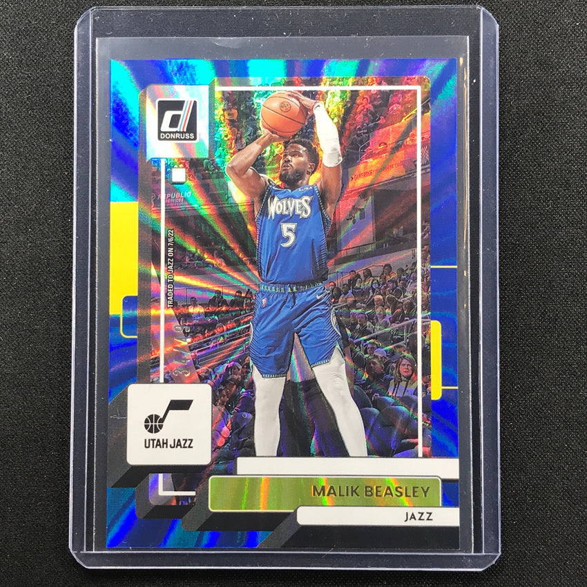 2022-23 Donruss Malik Beasley Holo Blue Laser 34/49