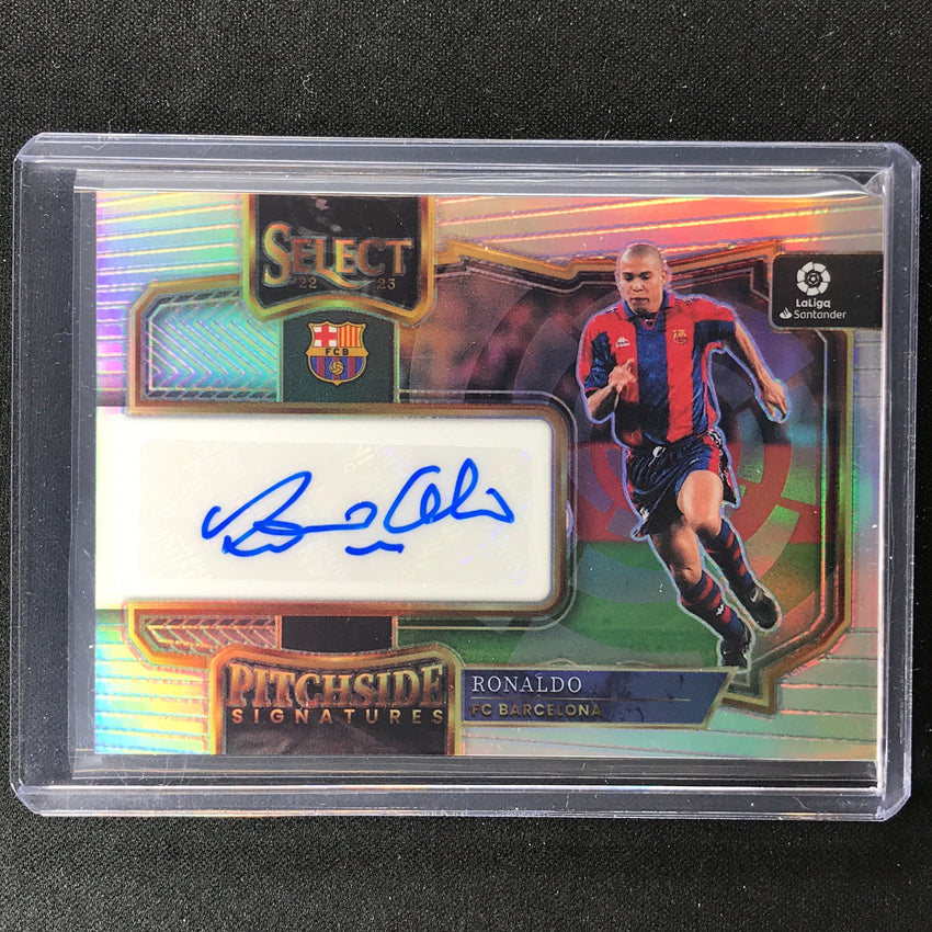 2022-23 Select La Liga Ronaldo Pitchside Signatures Auto Silver Prizm Ssp No R9