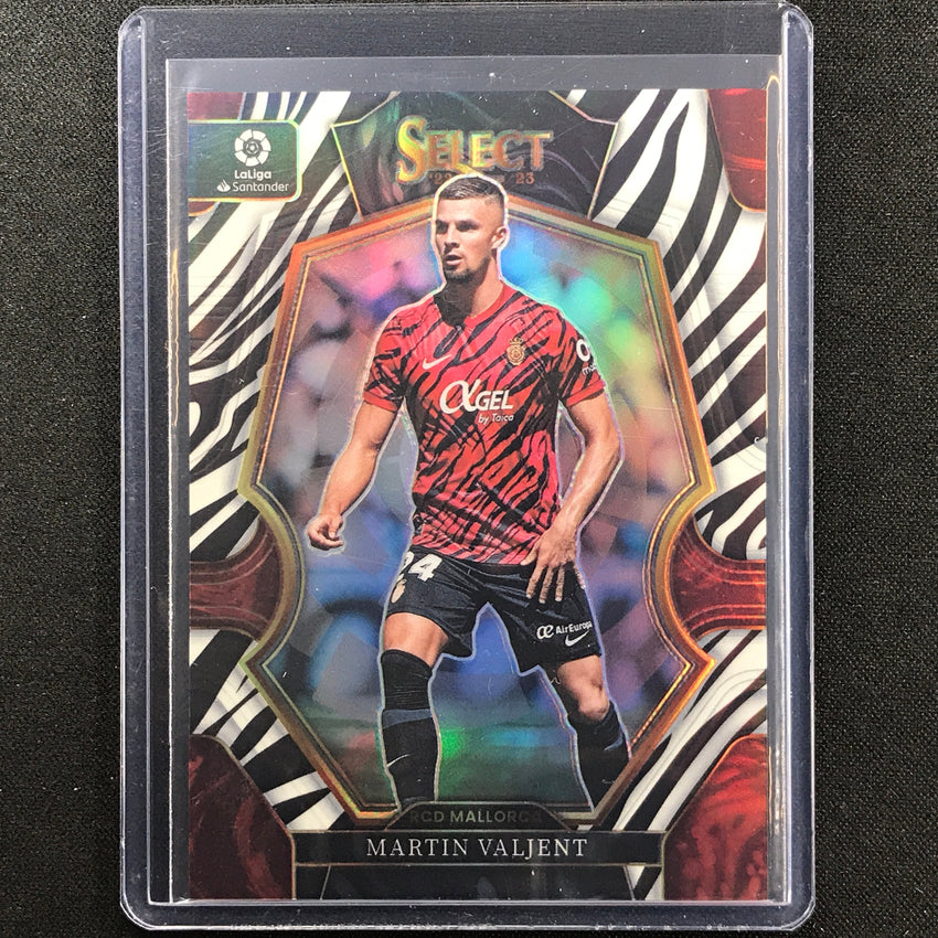 2022-23 Select La Liga Martin Valjent Mezzanine Zebra 18/25