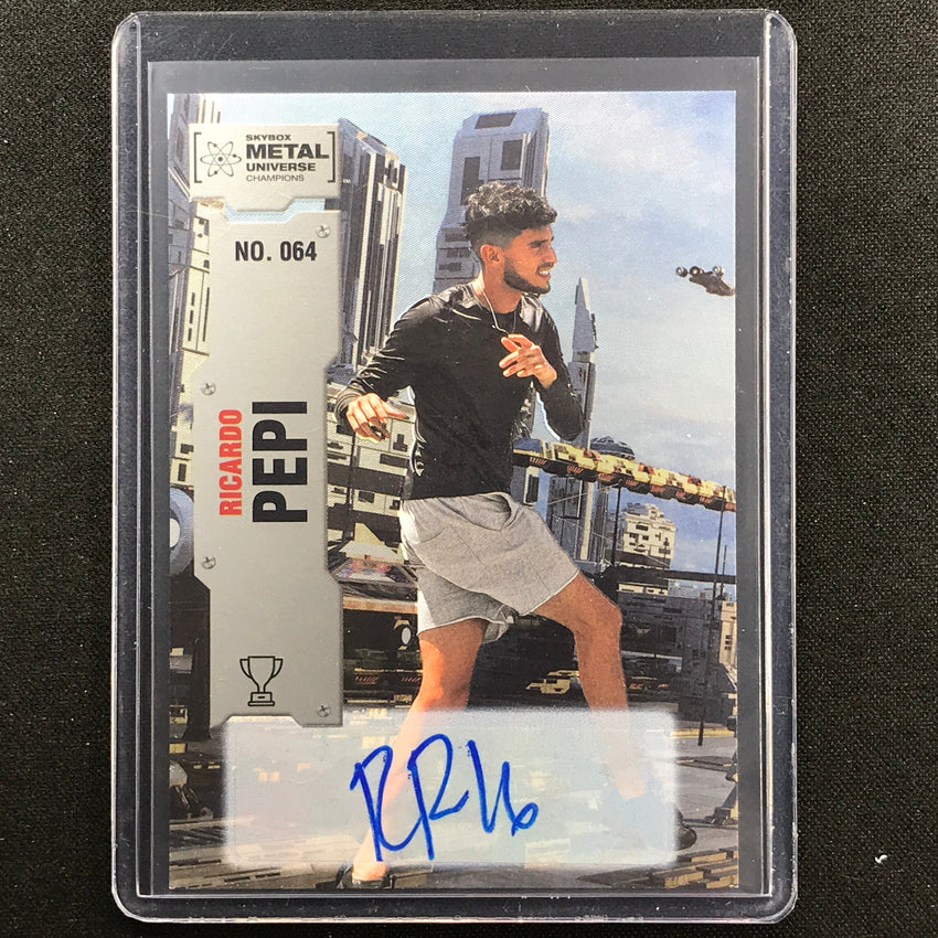 2022 Metal Universe Champions Ricardo Pepi Base Auto Silver No 64