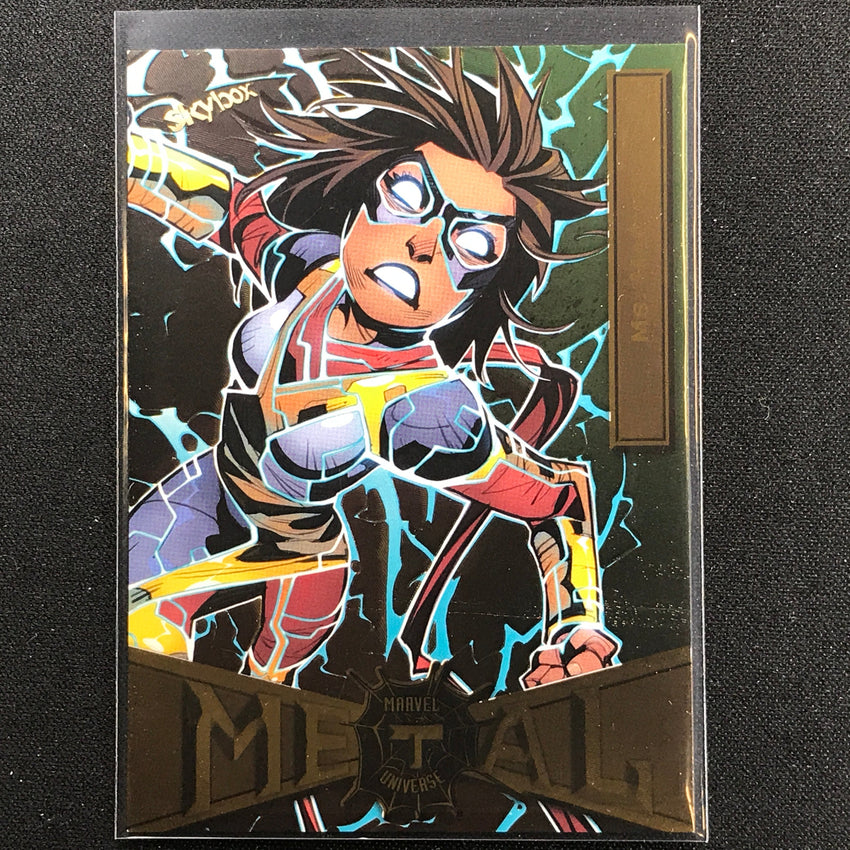 2021-2022 Marvel Spider-Man Metal Universe MS. MARVEL Light FX Gold #59