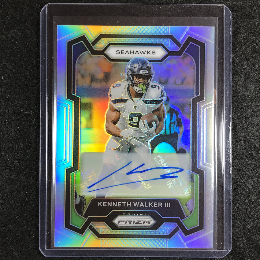2023 Prizm Football KENNETH WALKER III Base Auto Silver Prizm #261