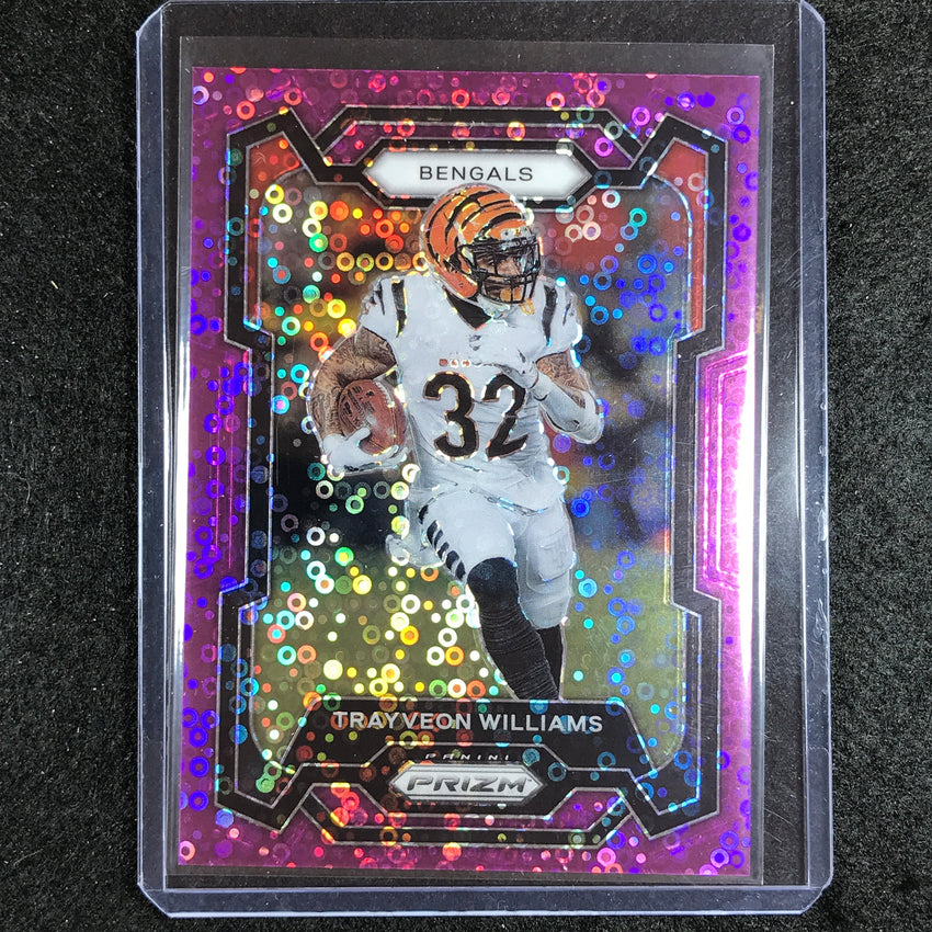 2023 Prizm Football Trayveon Williams Base No Huddle Purple 31/35