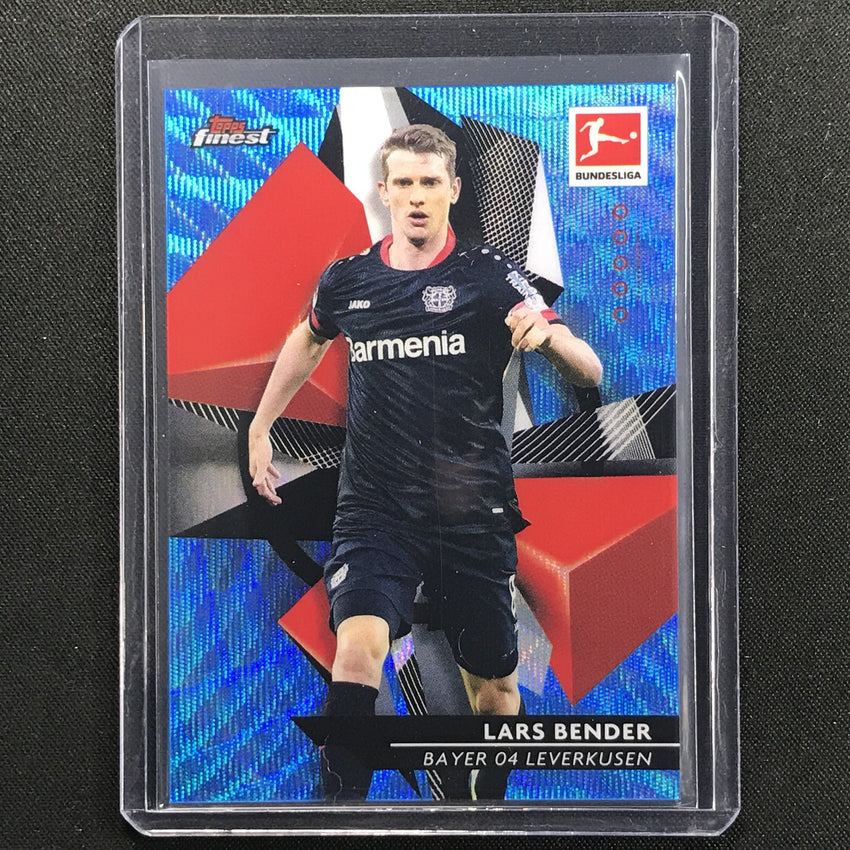 2020-21 Finest Bundesliga Lars Bender Base Refractor Blue Wave 69/150