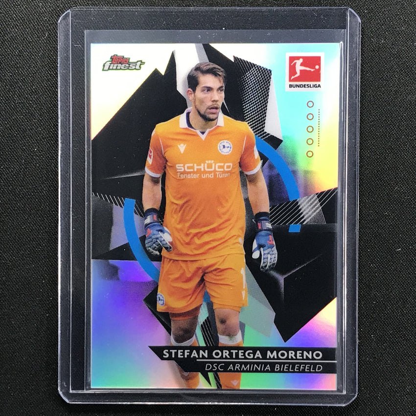 2020-21 Finest Bundesliga Stefan Ortega Moreno Base Refractor No 17