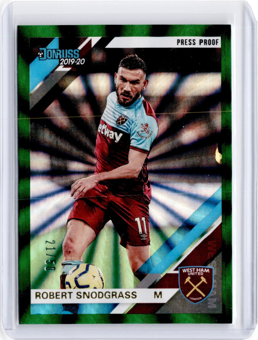 2019-20 Chronicles Soccer ROBERT SNODGRASS Green Laser 21/50-Cherry Collectables