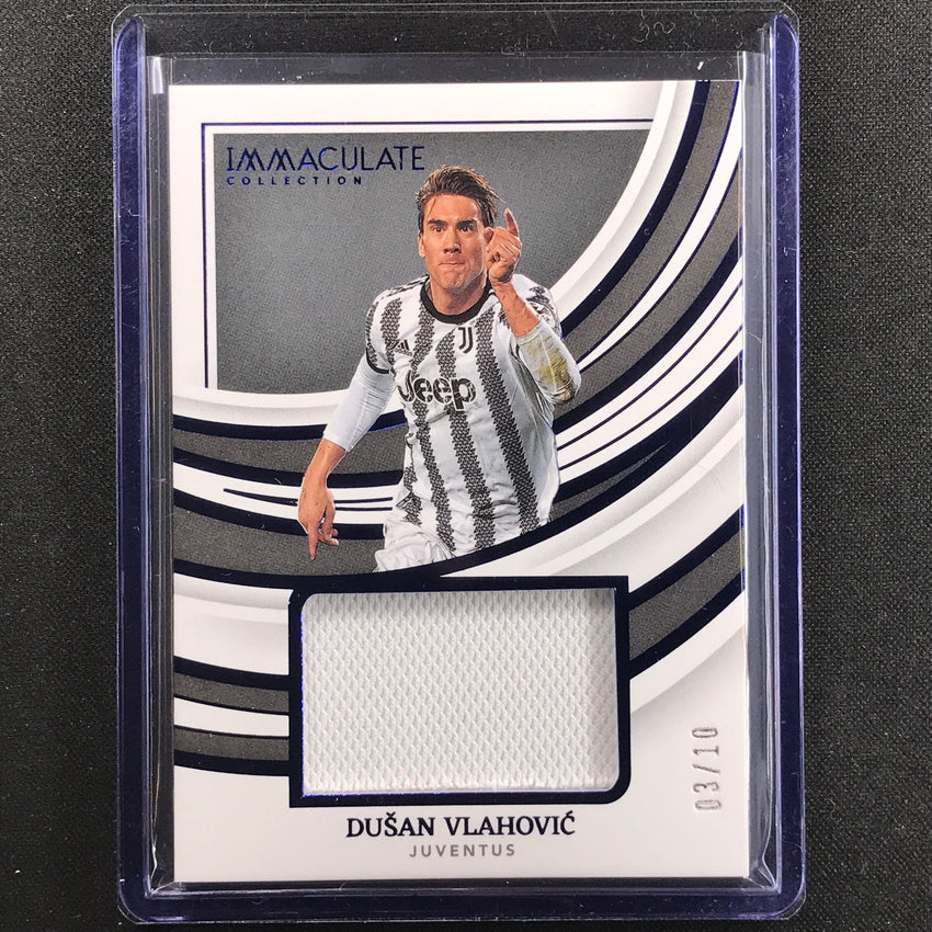 2022-23 Immaculate Dusan Vlahovic Remarkable Memorabilia Jersey Relic 3/10