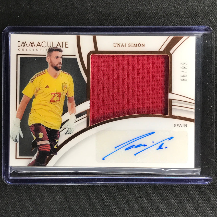 2022-23 Immaculate Unai Simon Premium Swatch Jersey Auto Bronze 68/99