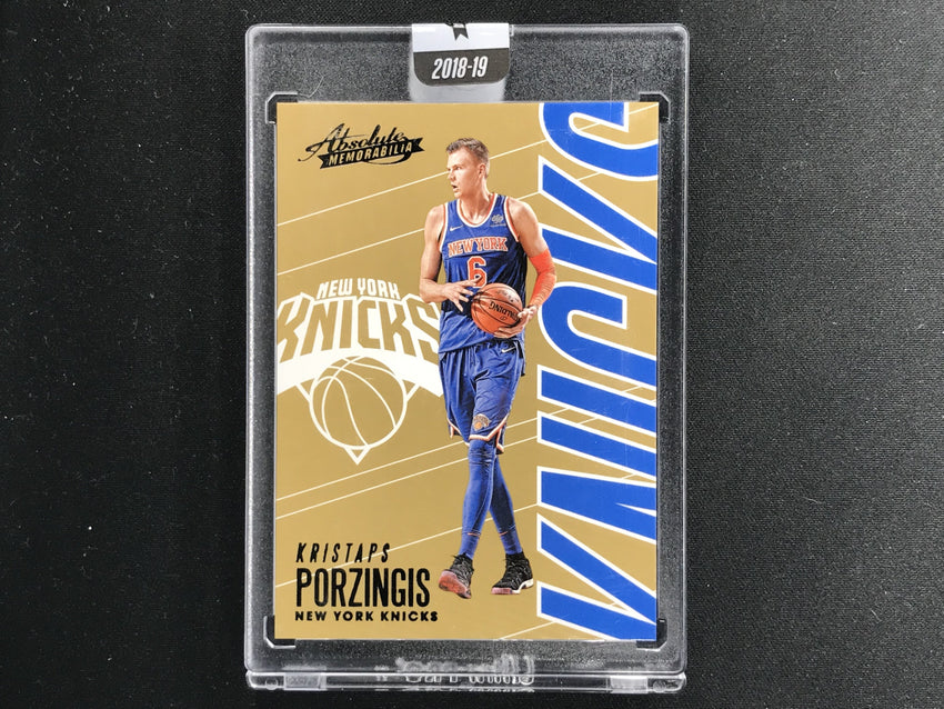 2018-19 Absolute KRISTAPS PORZINGIS Encased Base Gold 10/10-Cherry Collectables