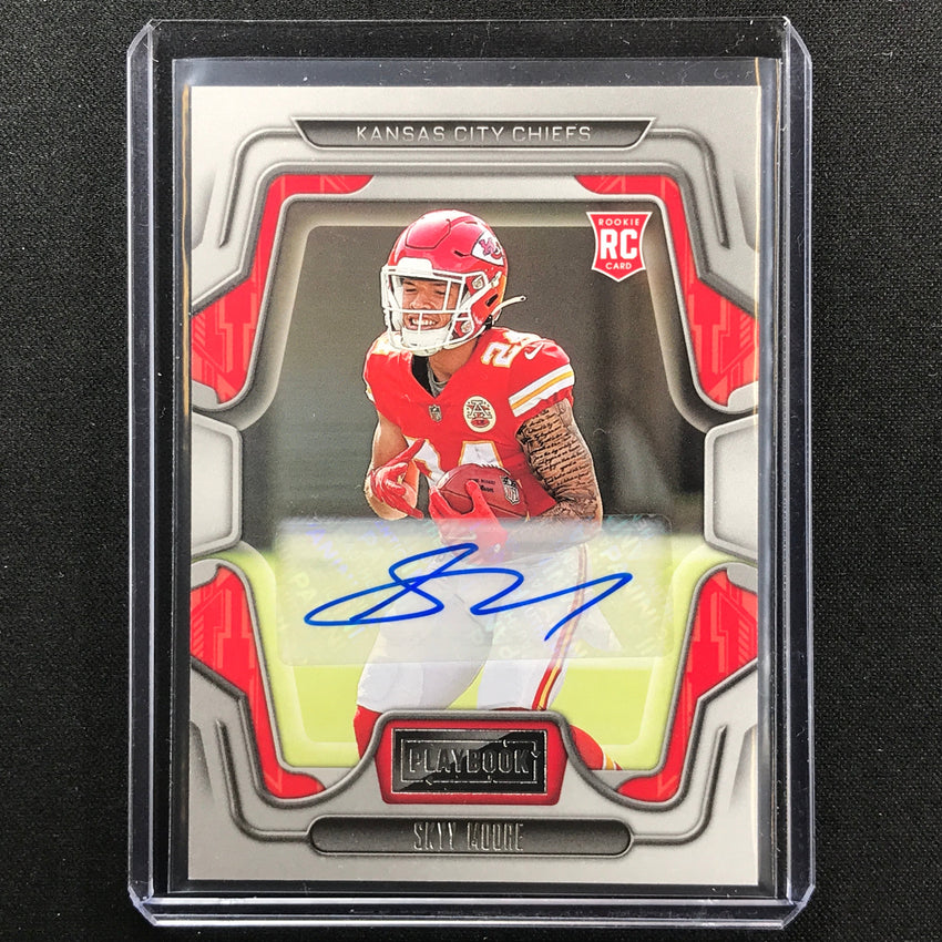 2022 Playbook Skyy Moore Base Rookie Signatures Auto Silver No 124
