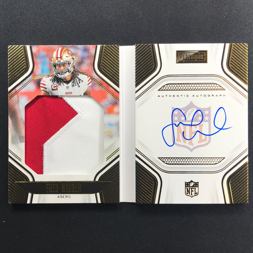 2022 Playbook Fred Warner Playbook Jersey Patch Auto Booklet Gold 33/35