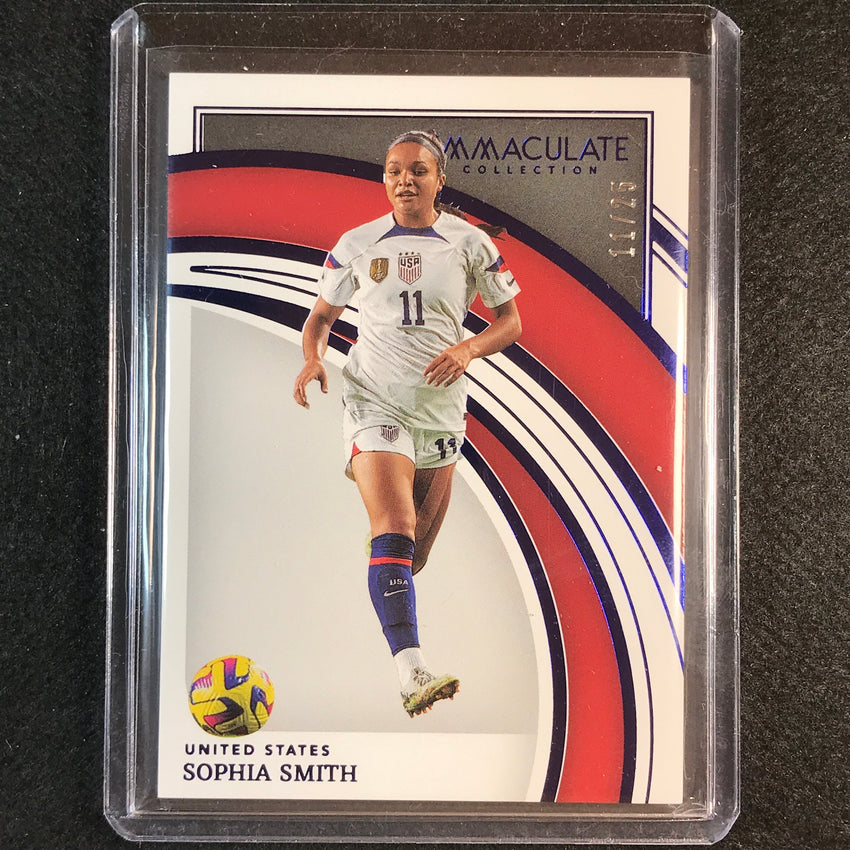 2022-23 Immaculate Sophia Smith Base Sapphire 11/25