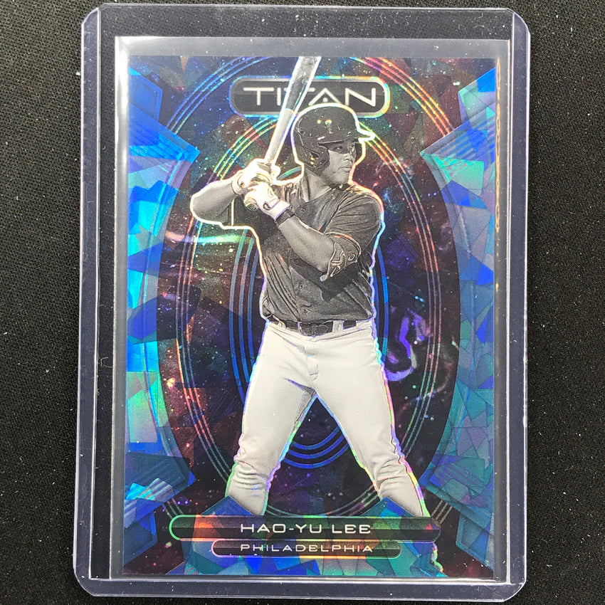 2023 Chronicles Mlb Hao-yu Lee Titan Navy Blue Cracked Ice 17/25-Cherry Collectables