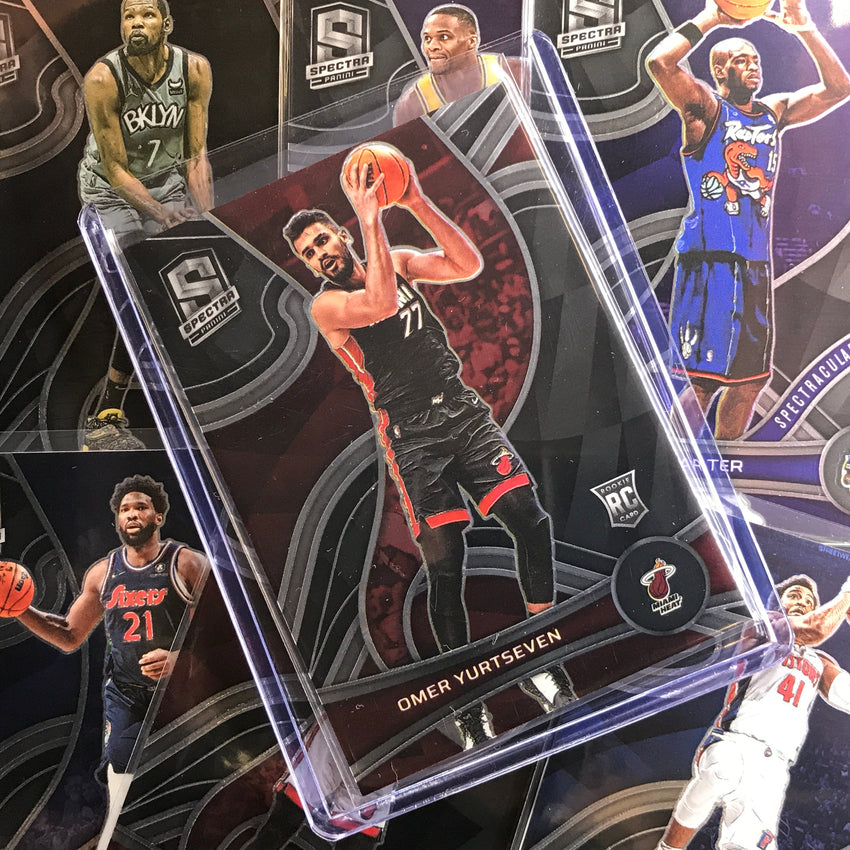 2021-22 Spectra TRAE YOUNG Base #11