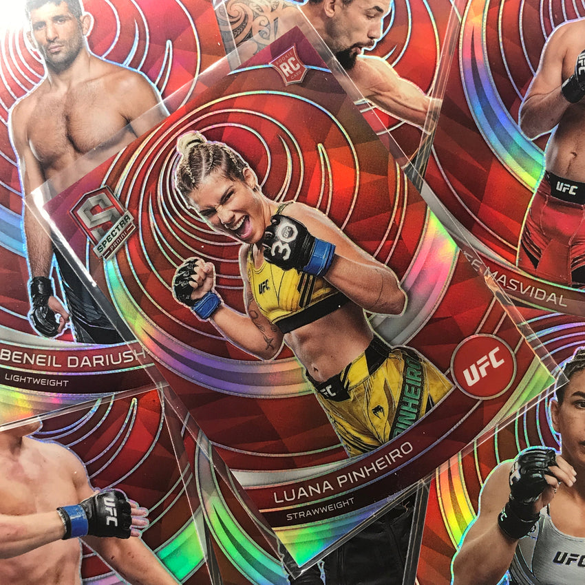 2023 Chronicles UFC TECIA TORRES Spectra Red /199 #389