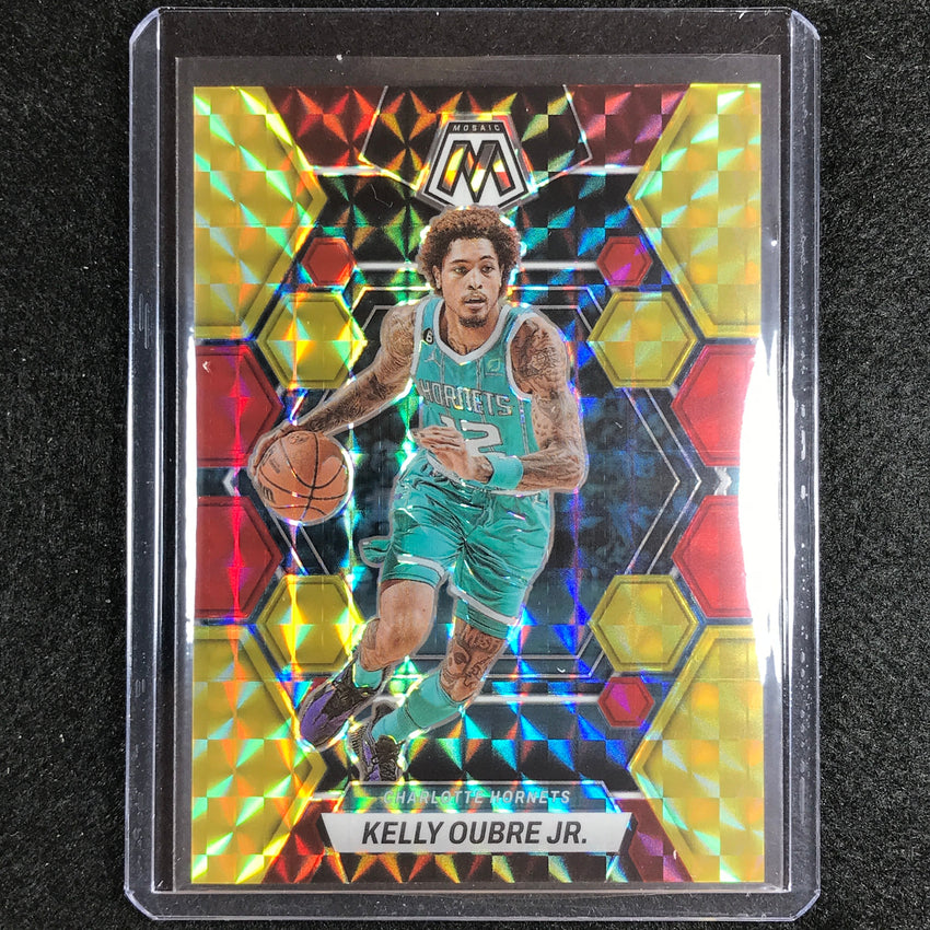 2022-23 Mosaic Kelly Oubre Jr. Choice Fusion Red And Yellow 10/88 No 72