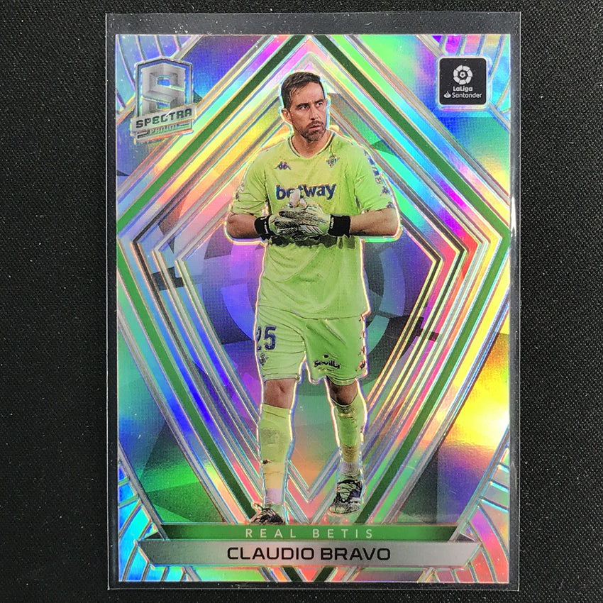 2020-21 Chronicles Laliga Claudio Bravo Spectra Silver No 20