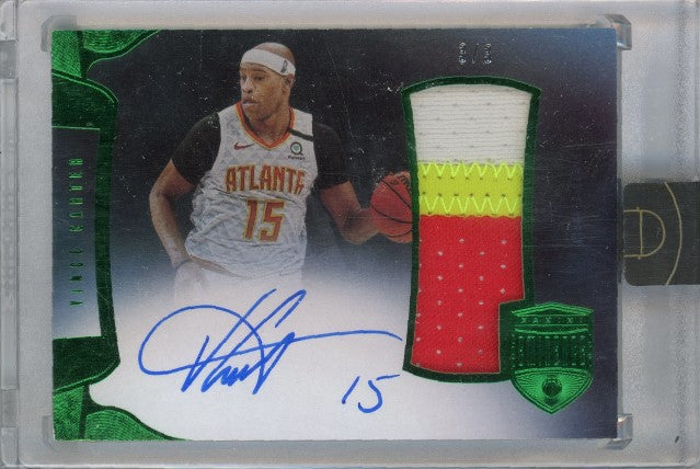 2019-20 Eminence Vince Carter Jumbo Patch Auto Emerald Green 3/3